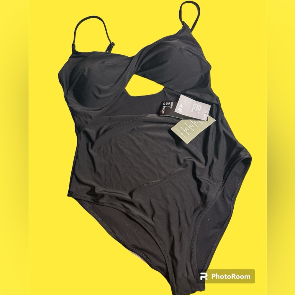 NWT Front Twist Cut Out One Piece